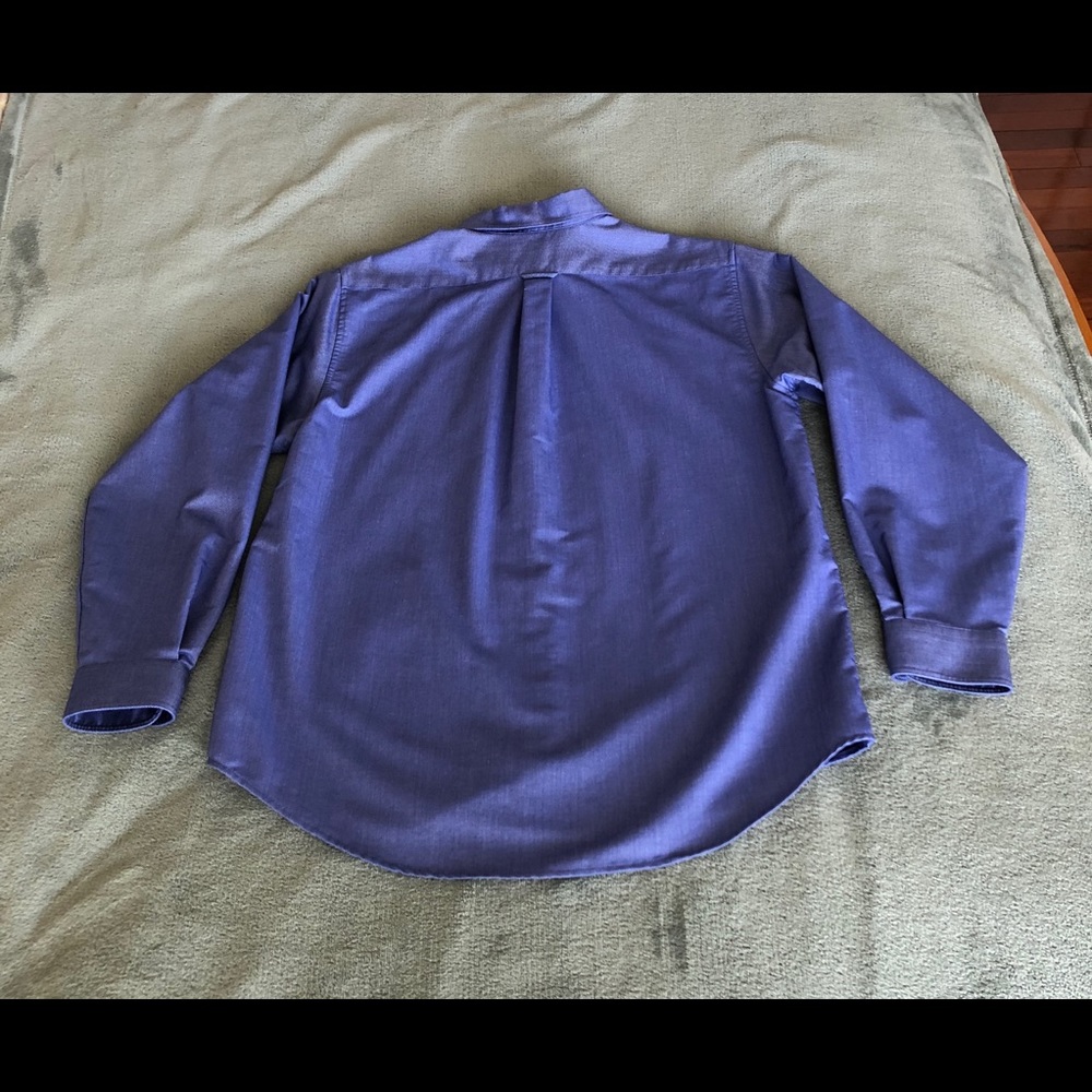 Lands’ End Long Sleeve Button Down - Picture 2 of 4